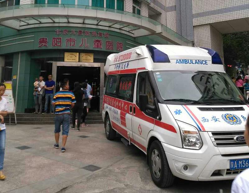 左贡县救护车转院